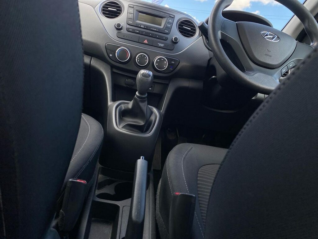 Hyundai I10 1.2 Premium Se White #13