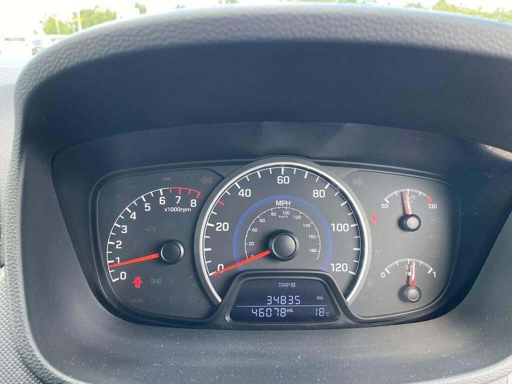 Hyundai I10 1.2 Premium Se White #10