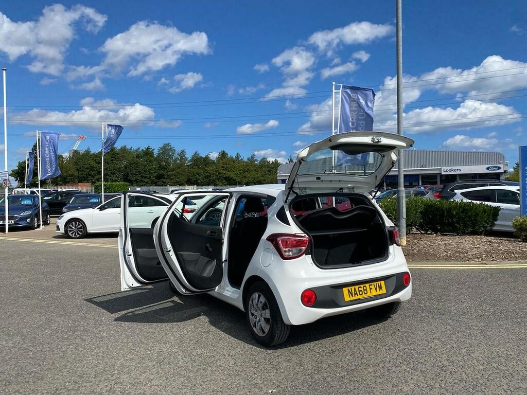 Hyundai I10 1.2 Premium Se White #29