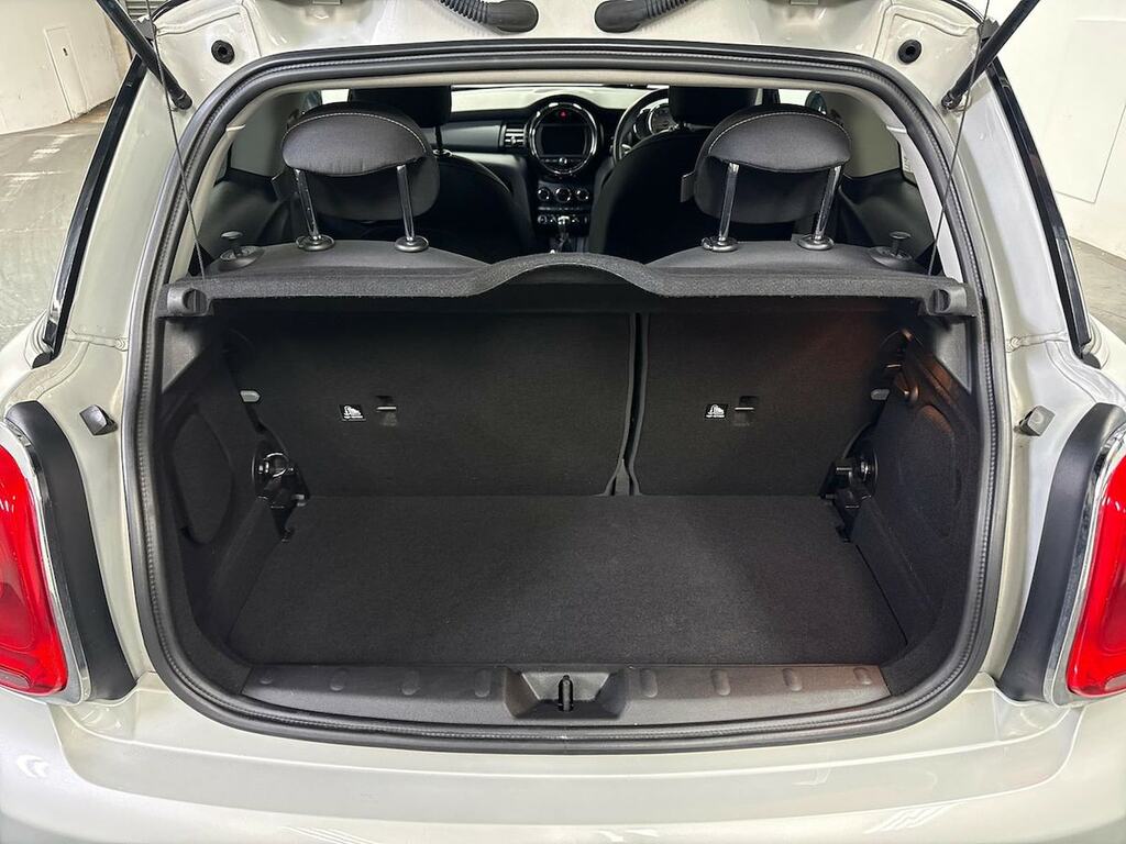Mini Hatch 1.5D Jcw Chili Pack Media Pack XL 17In Alloys Orange #17