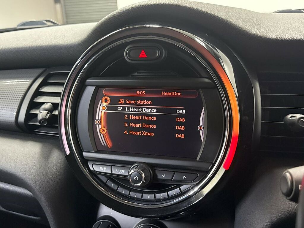 Mini Hatch 1.5D Jcw Chili Pack Media Pack XL 17In Alloys Orange #11
