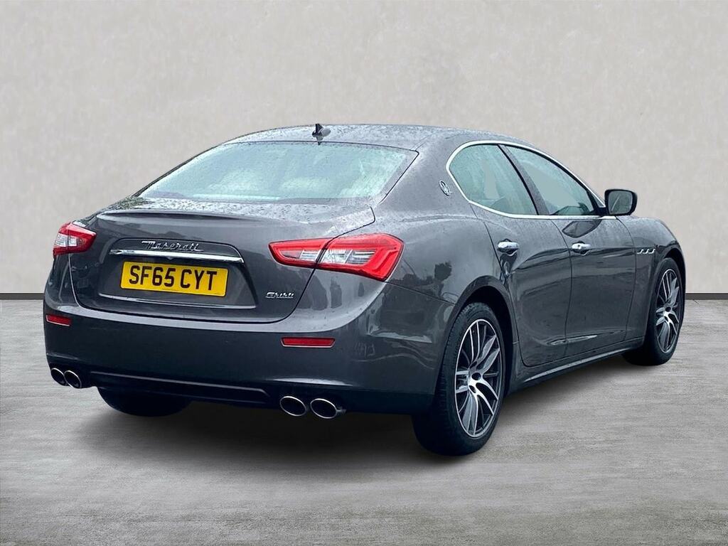 Maserati Ghibli Saloon White #18
