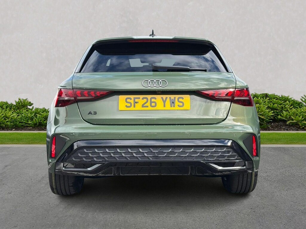 Audi A3 40 Tfsi E S Line S Tronic Green #4