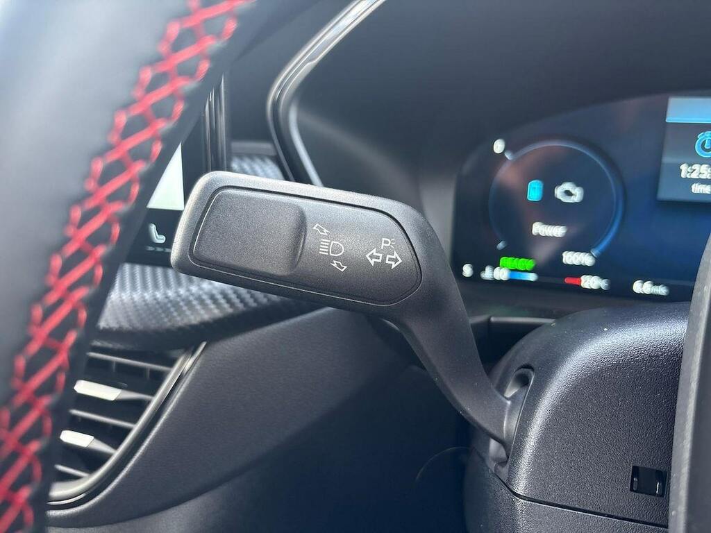 Ford Kuga 2.5 Phev Sound Edition Cvt 2026 White #27