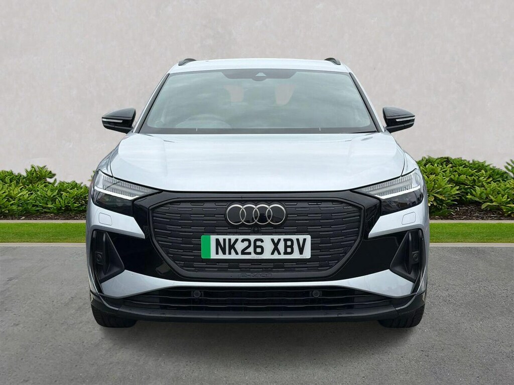 Audi Q4 E Tron 210Kw 45 82Kwh Black Edition Silver #5