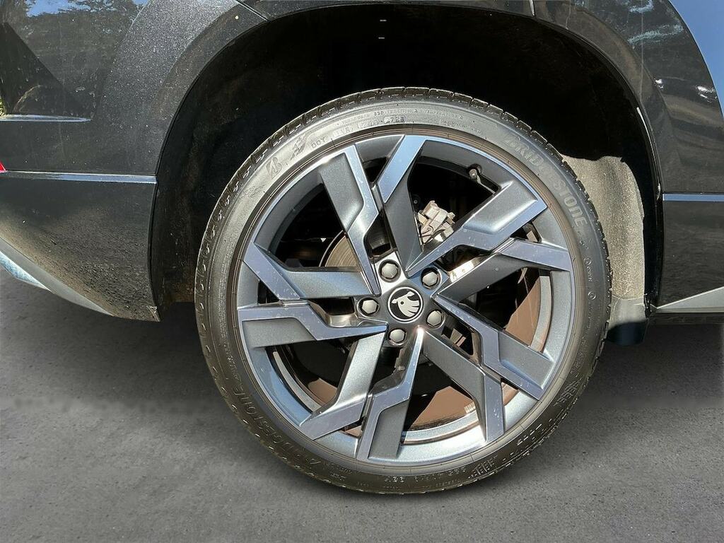 Skoda Karoq 1.5 Tsi Act Sportline Edition Suv Dsg E KM75NZJ Black #6