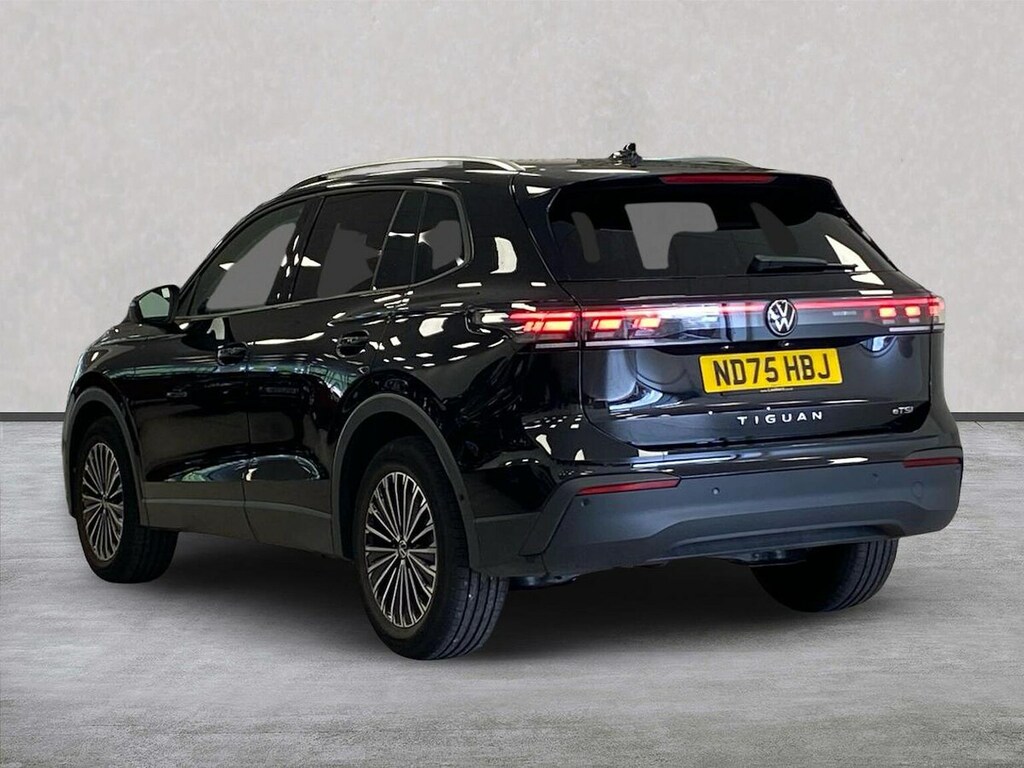 Volkswagen Tiguan 1.5 Etsi Mhev Match Suv Hybrid Dsg Euro ND75HBJ Black #2