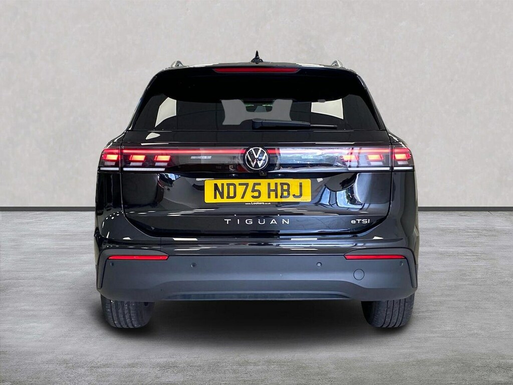 Volkswagen Tiguan 1.5 Etsi Mhev Match Suv Hybrid Dsg Euro ND75HBJ Black #4