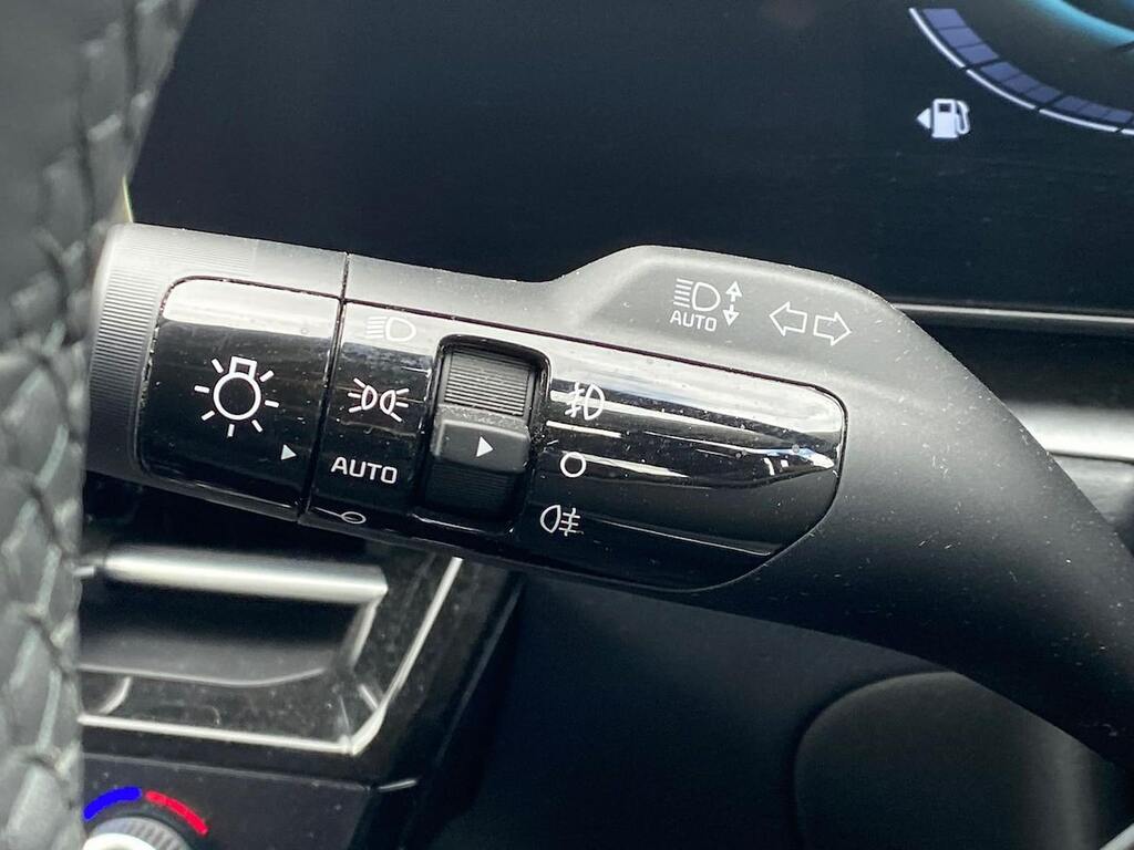 Kia Niro 1.6 Gdi 127 Hybrid 2 Nav Dct Black #29