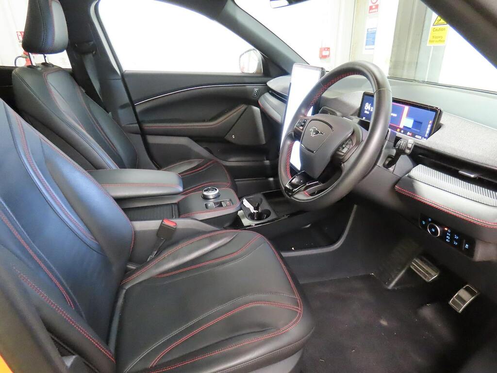 Ford Mustang Mach-E Ford Estate 258Kw Extended Range 91Kwh Awd Aut Black #10