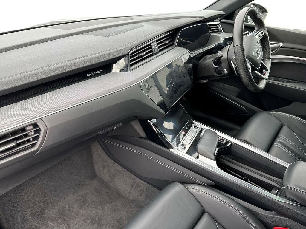 Audi Q8 e tron Audi Q8 Black Edition 50 E-tron Quattro 250,00 Kw Grey #7
