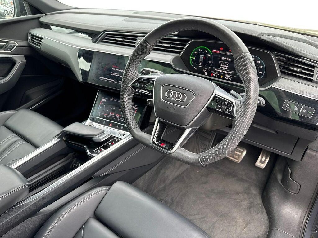 Audi Q8 e tron Audi Q8 Black Edition 50 E-tron Quattro 250,00 Kw Grey #15