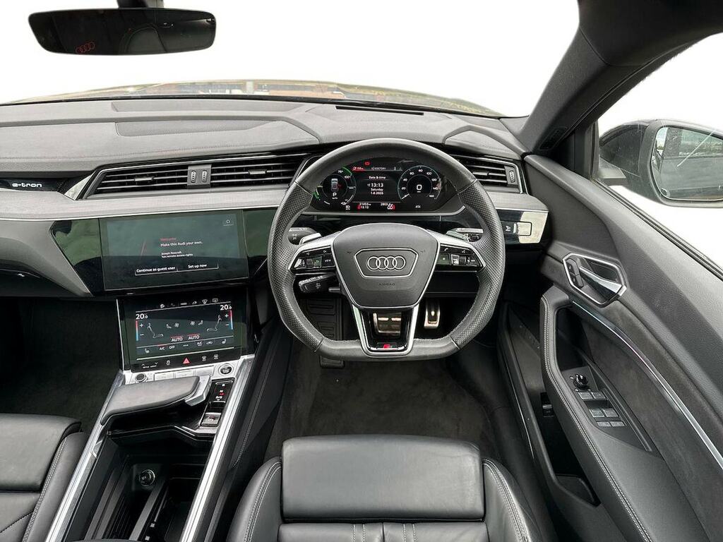 Audi Q8 e tron Audi Q8 Black Edition 50 E-tron Quattro 250,00 Kw Grey #9