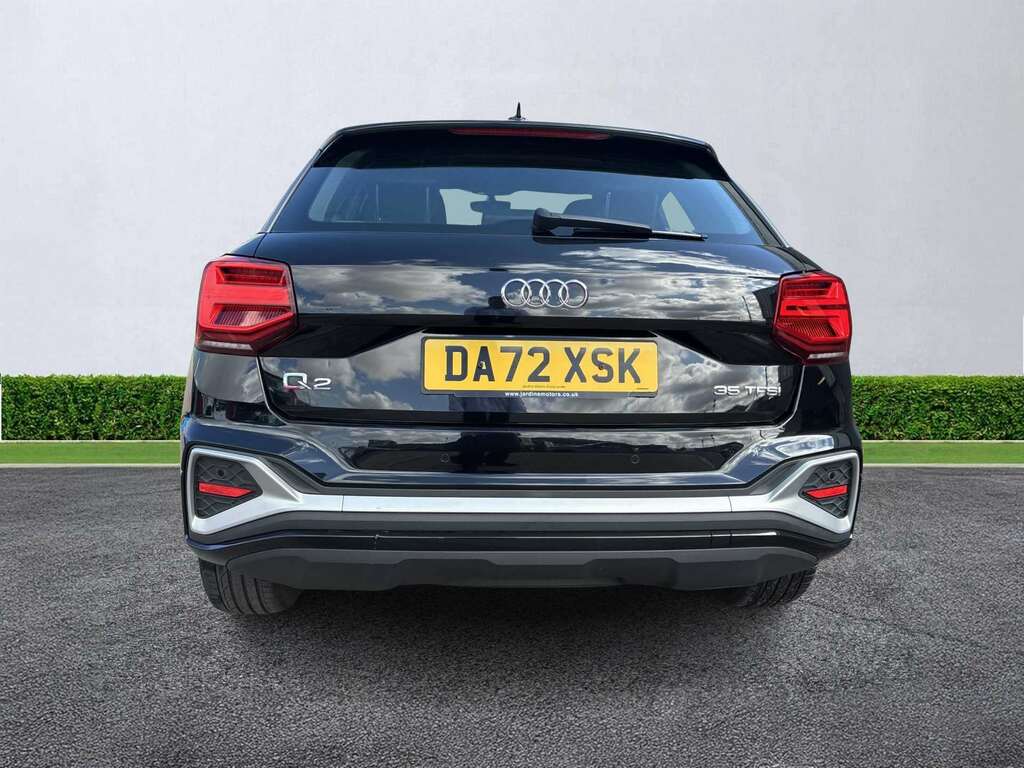 Audi Q2 35 Tfsi S Line S Tronic Black #4