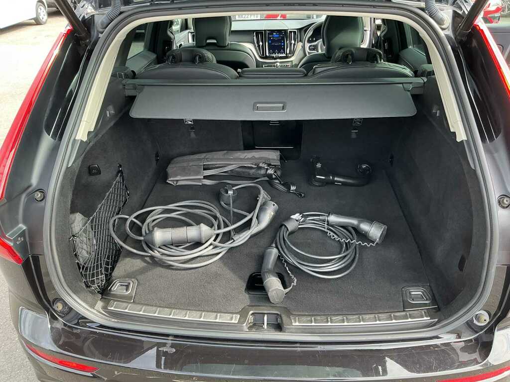 Volvo XC60 T8 Awd Phev Recharge Polestar Engineered White #16