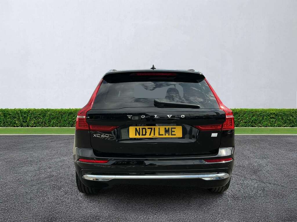Volvo XC60 2.0 T6 Recharge Phev Inscription Awd Black #4