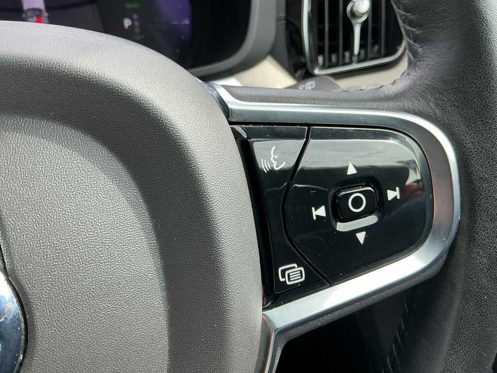 Volvo XC60 T8 Awd Phev Recharge Polestar Engineered White #23