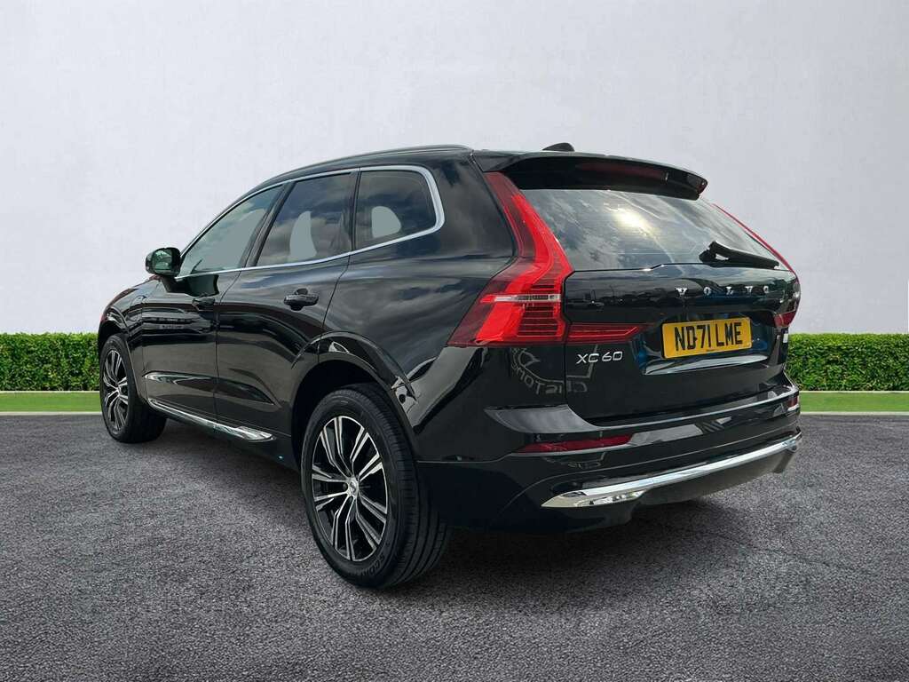 Volvo XC60 2.0 T6 Recharge Phev Inscription Awd Black #2
