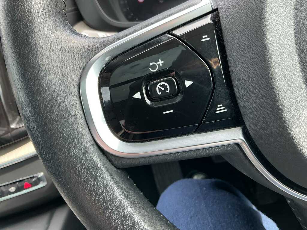 Volvo XC60 T8 Awd Phev Recharge Polestar Engineered White #24