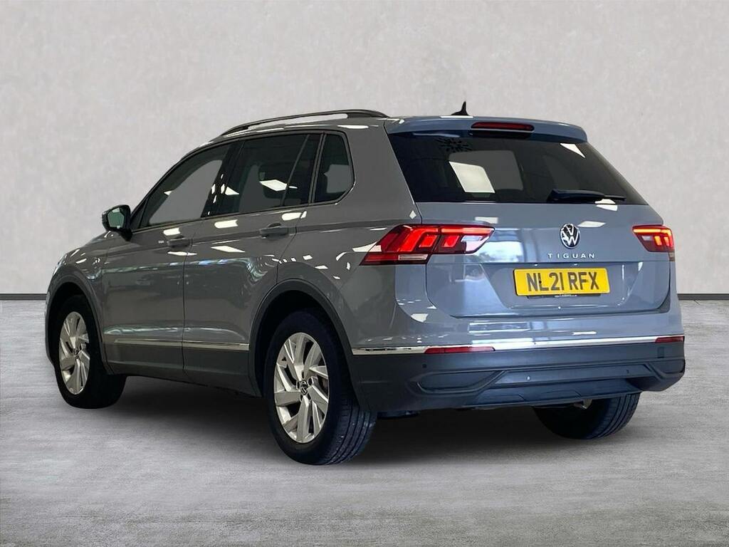 Volkswagen Tiguan 1.5 Tsi Life Suv Dsg Euro 6 Ss 150 NL21RFX Grey #2