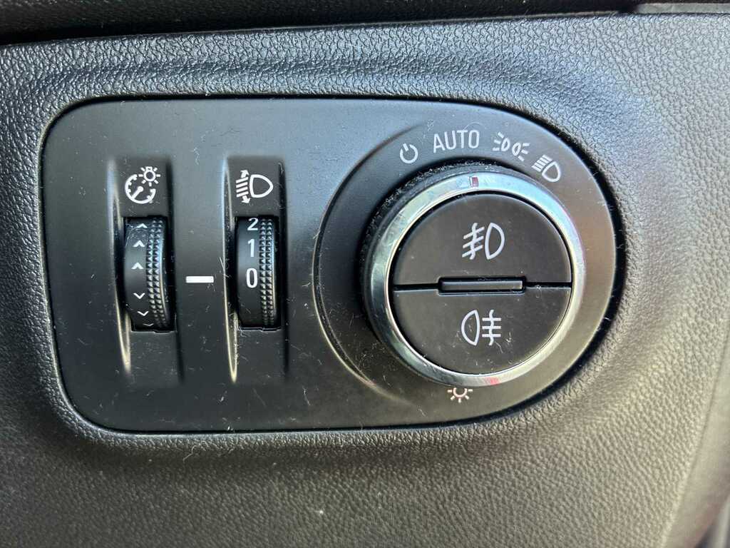 Vauxhall Corsa 1.4I Ecotec Energy Euro 6 White #29