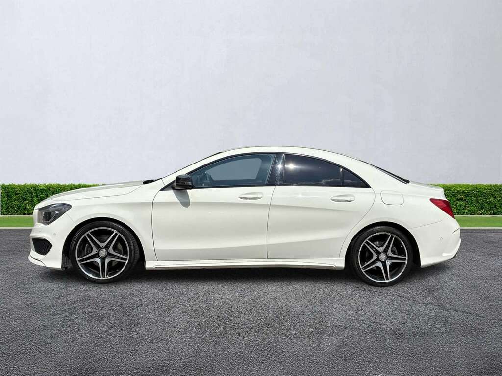Mercedes-Benz CLA Class Cla200 Cdi Sport Black #19