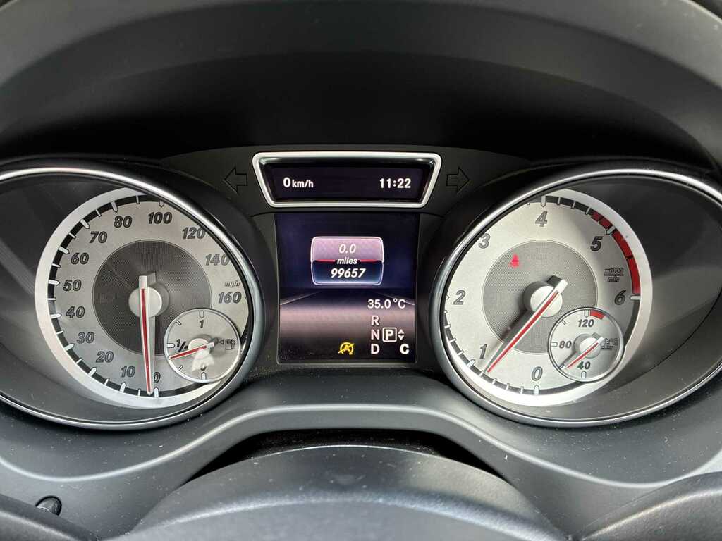 Mercedes-Benz CLA Class Cla200 Cdi Sport Black #10