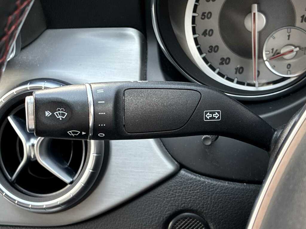 Mercedes-Benz CLA Class Cla200 Cdi Sport Black #27
