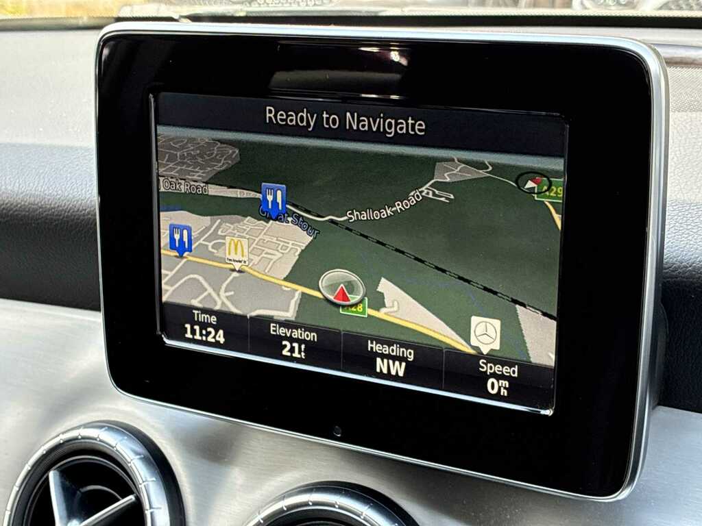 Mercedes-Benz CLA Class Cla200 Cdi Sport Black #25
