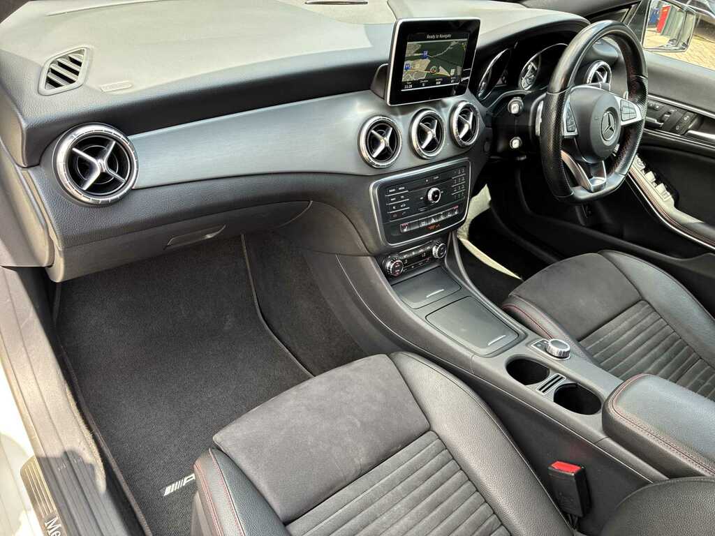 Mercedes-Benz CLA Class Cla200 Cdi Sport Black #7