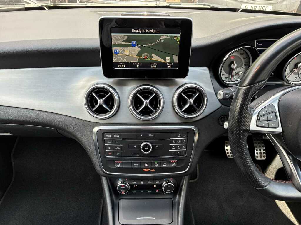 Mercedes-Benz CLA Class Cla200 Cdi Sport Black #13