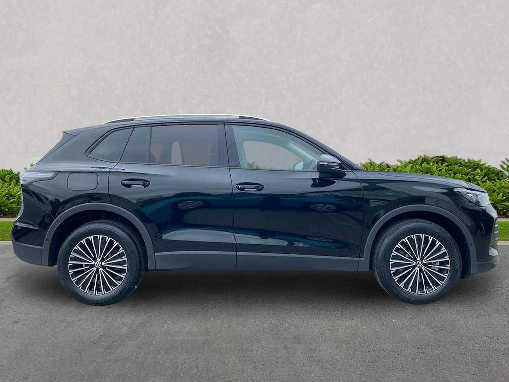 Volkswagen Tiguan 1.5 Tsi Ehybrid Match Dsg Area View PL26KYH Black #3