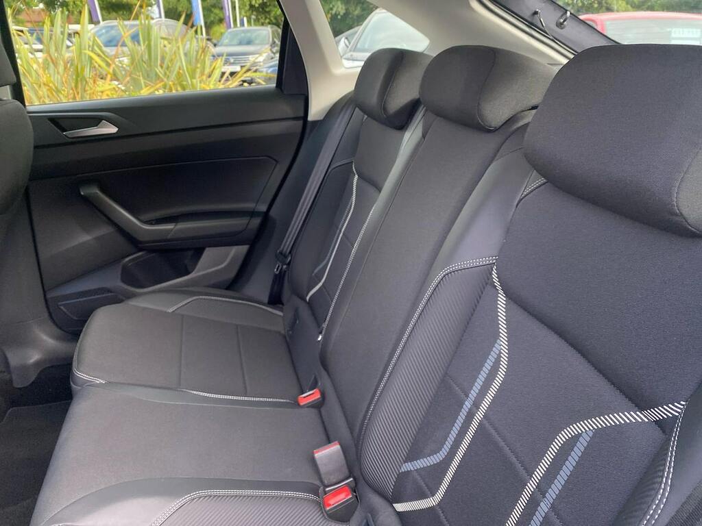 Volkswagen Taigo Tsi R-line Grey #11