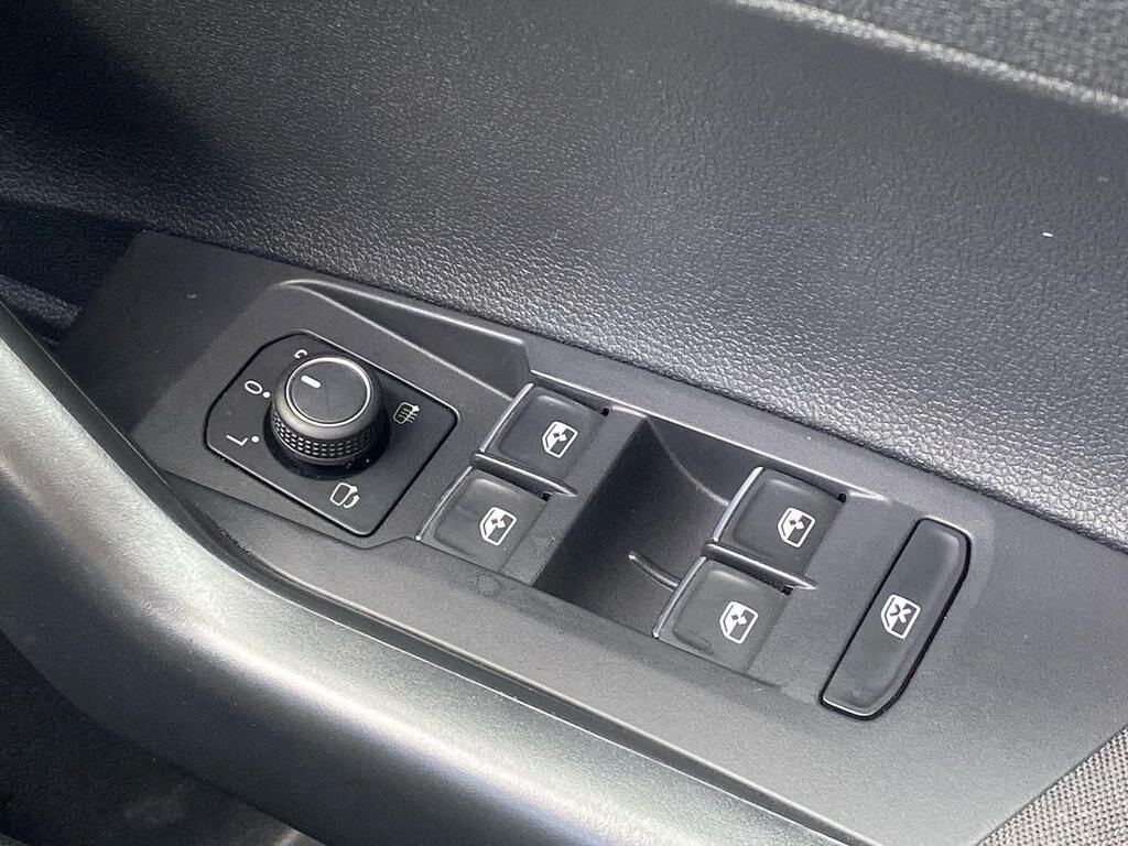 Volkswagen Taigo Tsi R-line Grey #15