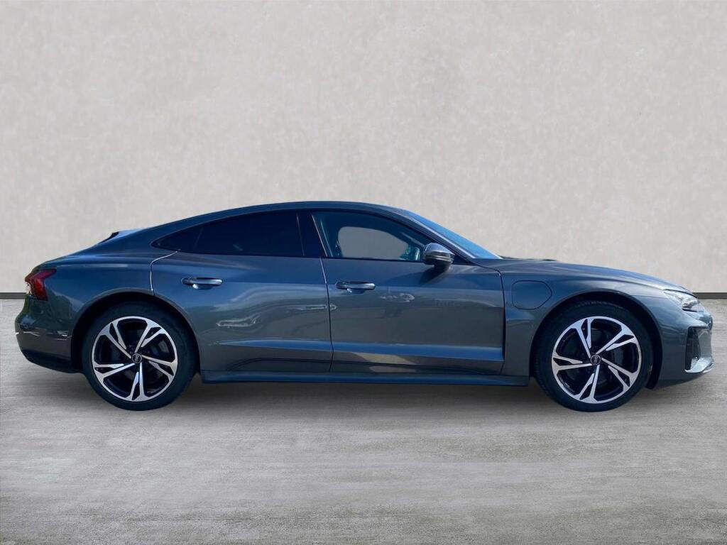 Audi E Tron GT 93.4Kwh Saloon Quattro 476 Ps Grey #3