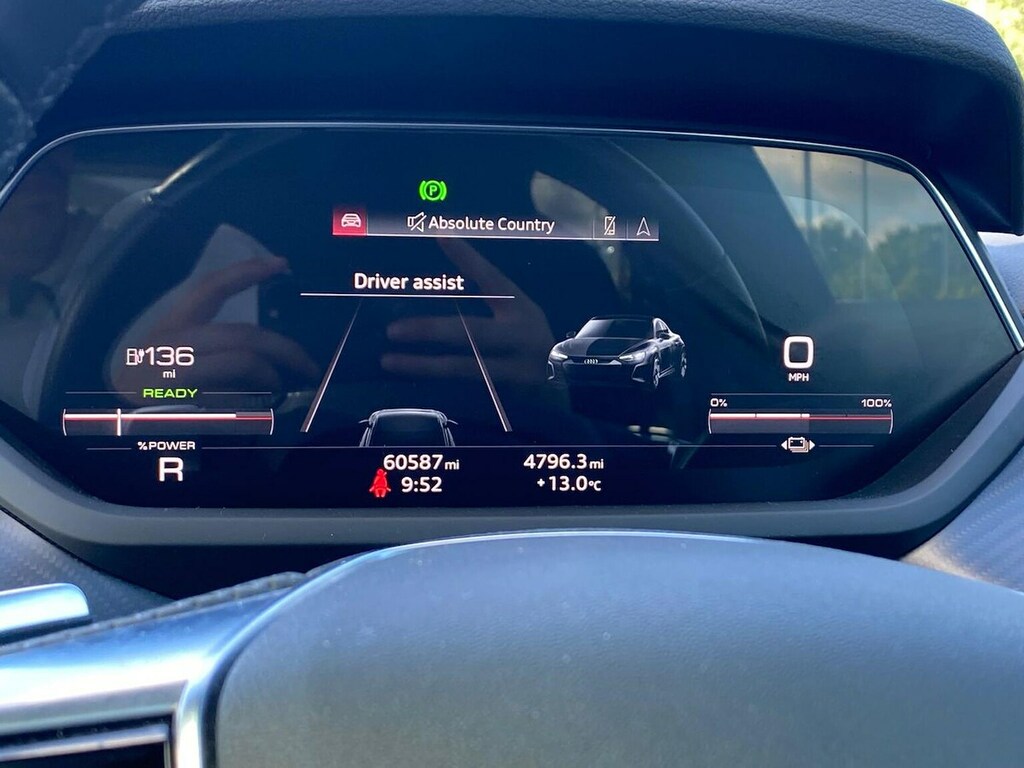 Audi E Tron GT 93.4Kwh Saloon Quattro 476 Ps White #10