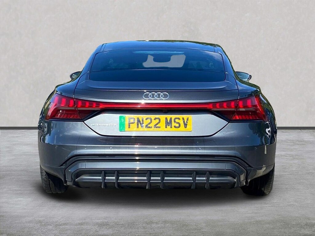 Audi E Tron GT 93.4Kwh Saloon Quattro 476 Ps Grey #4