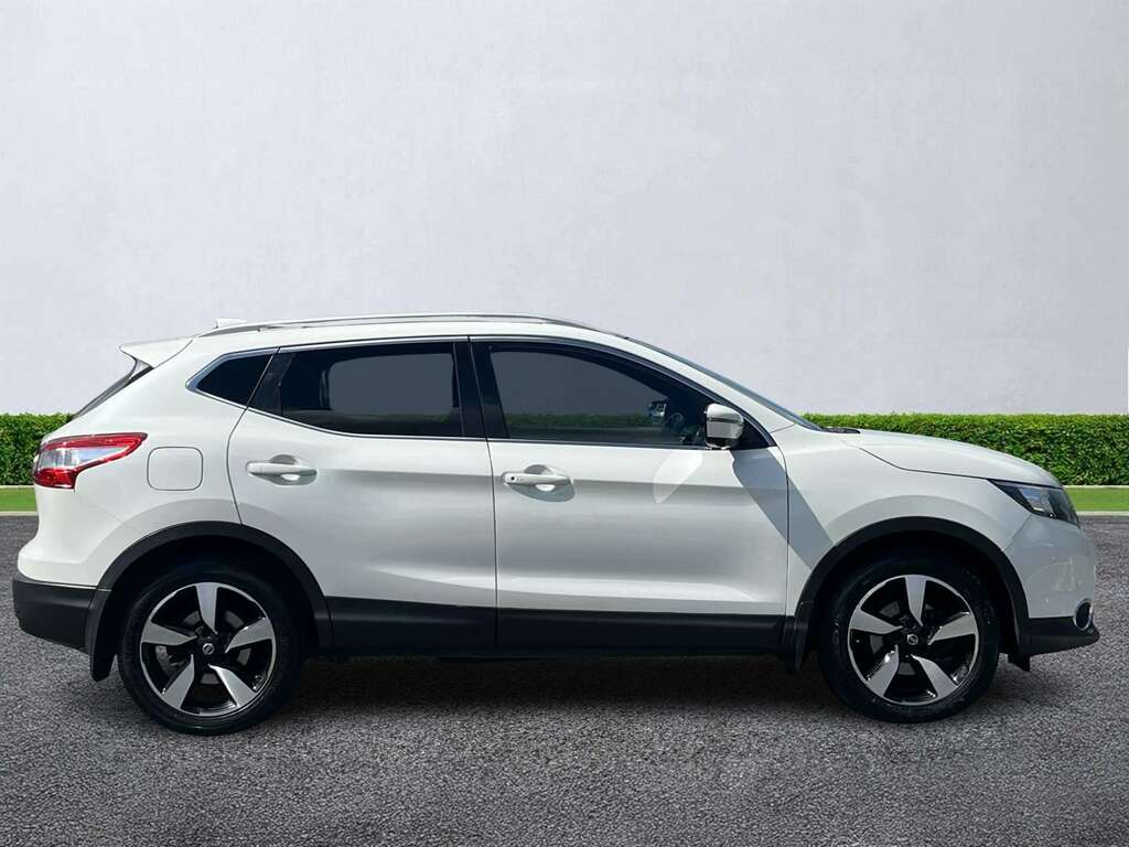 Nissan Qashqai 1.6 Dci N-vision NJ17WCP White #3