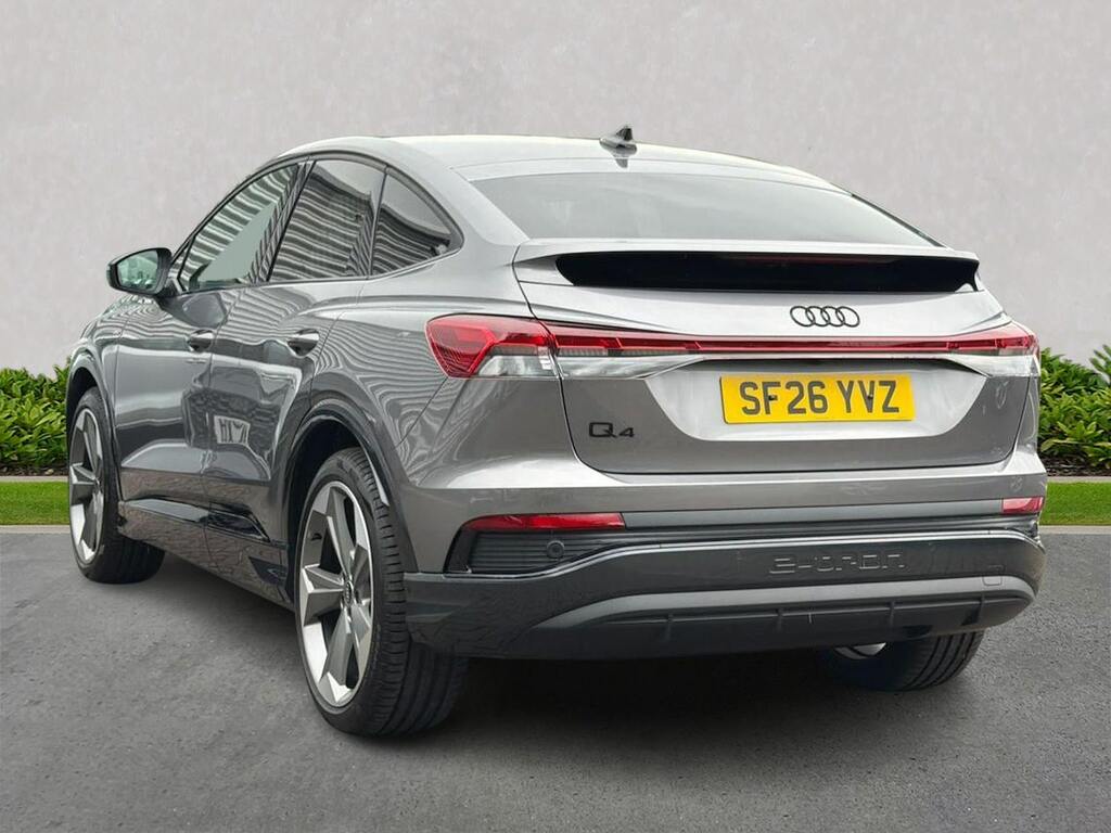 Audi Q4 E Tron 210Kw 45 82Kwh Black Edition Grey #2
