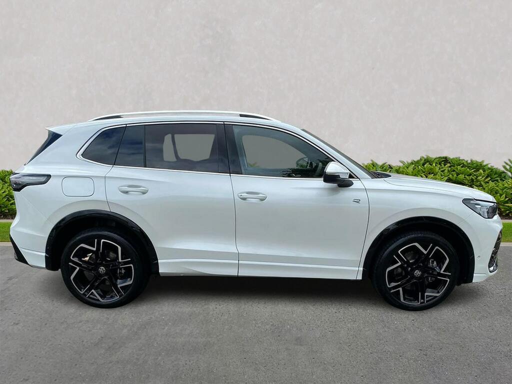 Volkswagen Tiguan 1.5 Tsi 272 Ehybrid R-line Dsg White #4
