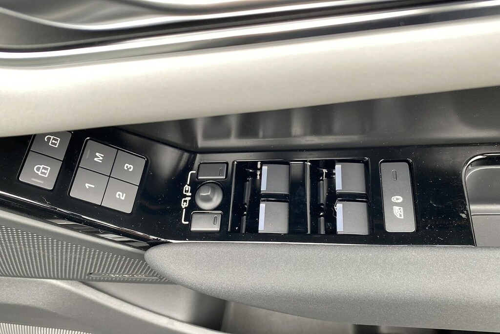 Land Rover Range Rover Velar 2.0 D200 Mhev Dynamic Se Estate Grey #21