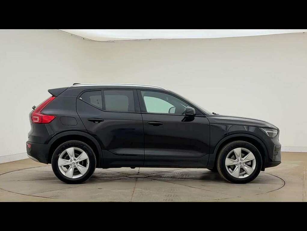 Volvo XC40 2.0 B3p Core Black #2