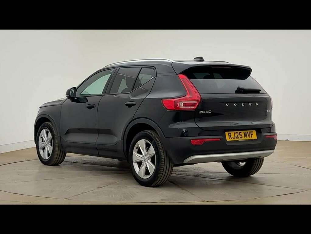 Volvo XC40 2.0 B3p Core Black #3