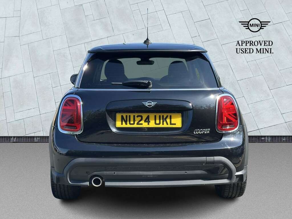 Mini Hatch 1.5 Cooper Classic Premium Black #4