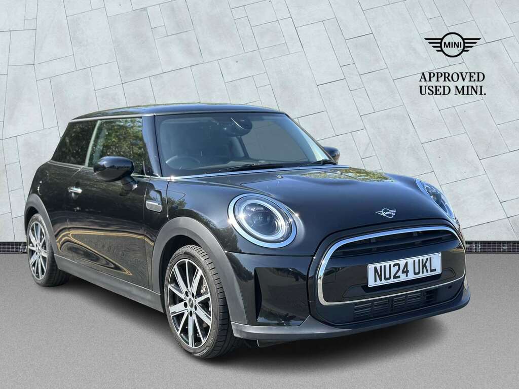 Mini Hatch 1.5 Cooper Classic Premium Black