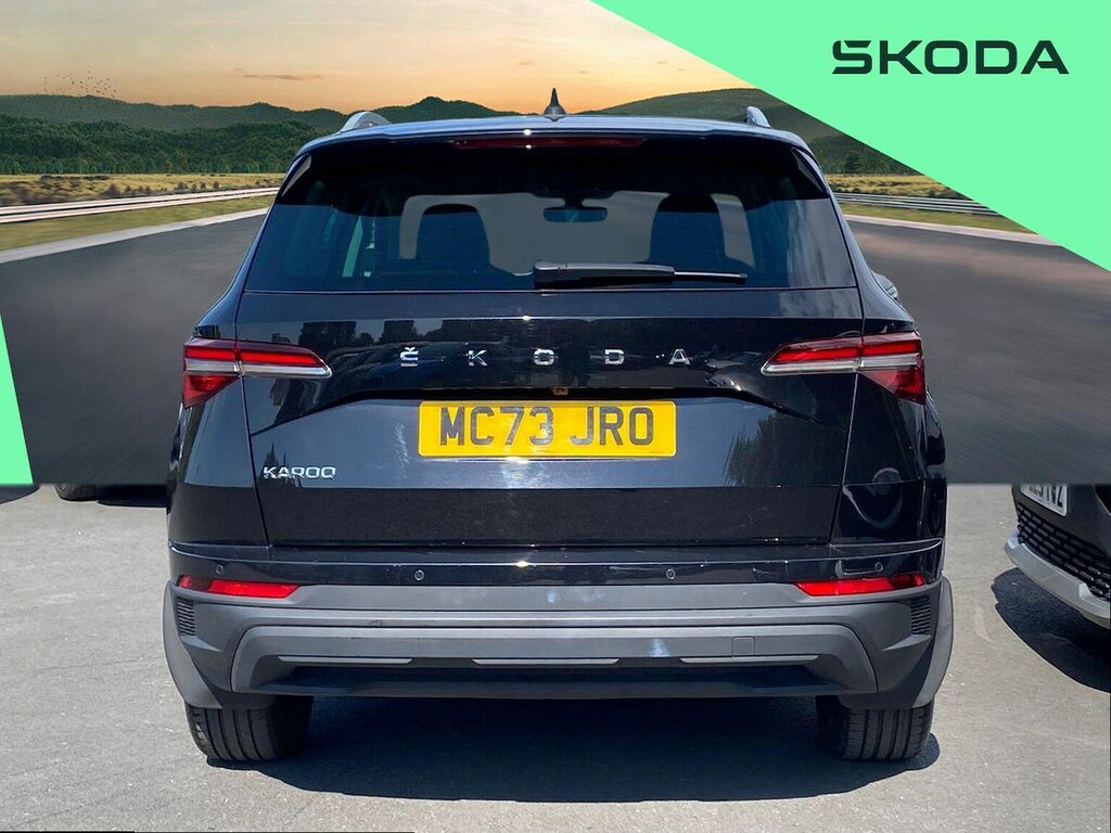 Skoda Karoq 1.5 Tsi Act Se L Suv Dsg Euro 6 Ss Black #4
