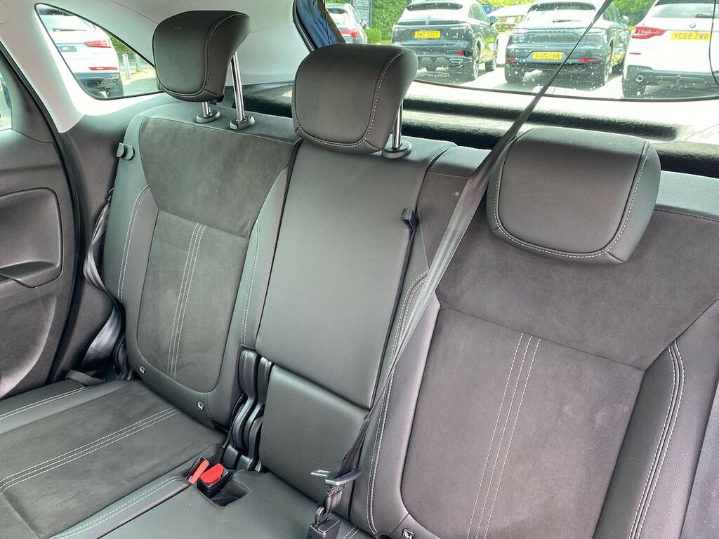 Vauxhall Crossland 1.2 Turbo Design Hatchback Grey #16