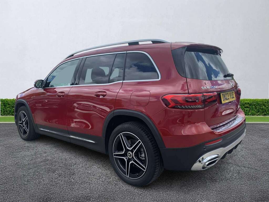 Mercedes-Benz GLB Class Glb 200 Amg Line Executive 7G-tronic Red #2