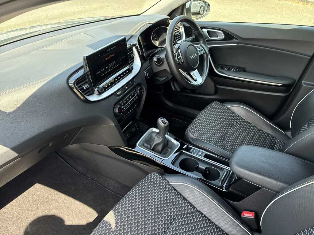 Kia Xceed 1.6 Gdi 8.9Kwh 3 Dct Euro 6 Ss Grey #7