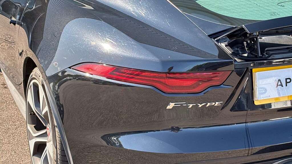 Jaguar F-Type 5.0 P575 Supercharged V8 R Awd Black #19
